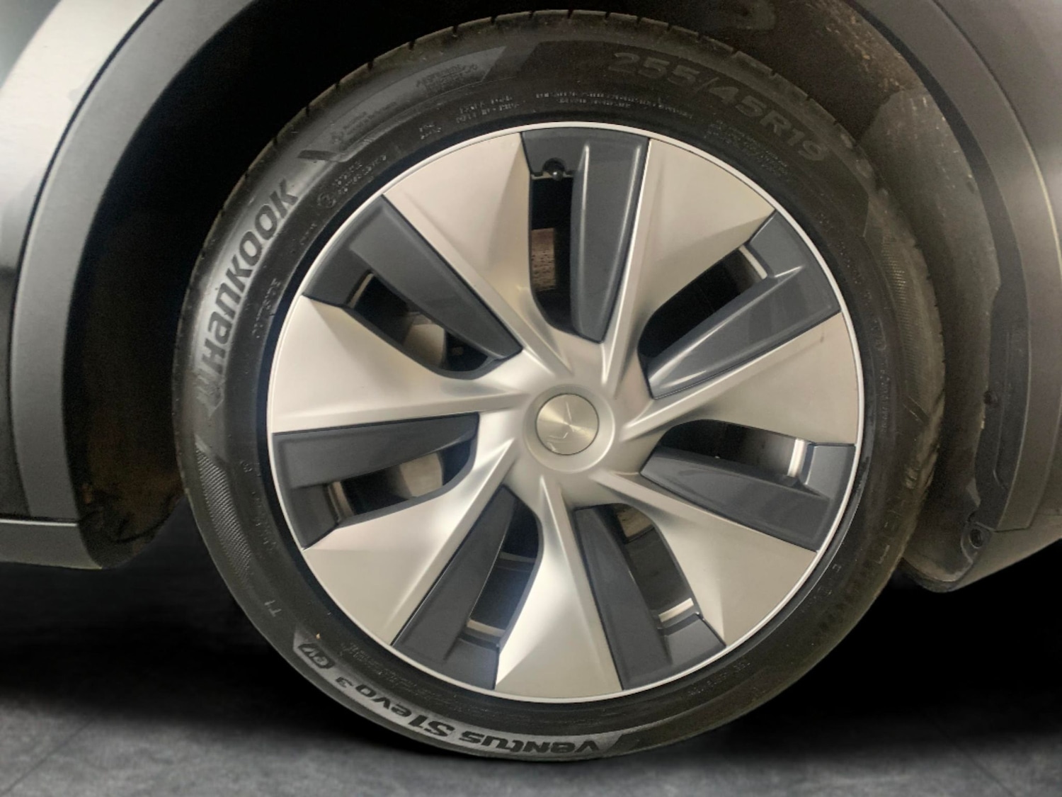 Used Tesla Model Y 2022 for sale - 76648410: Photo 27