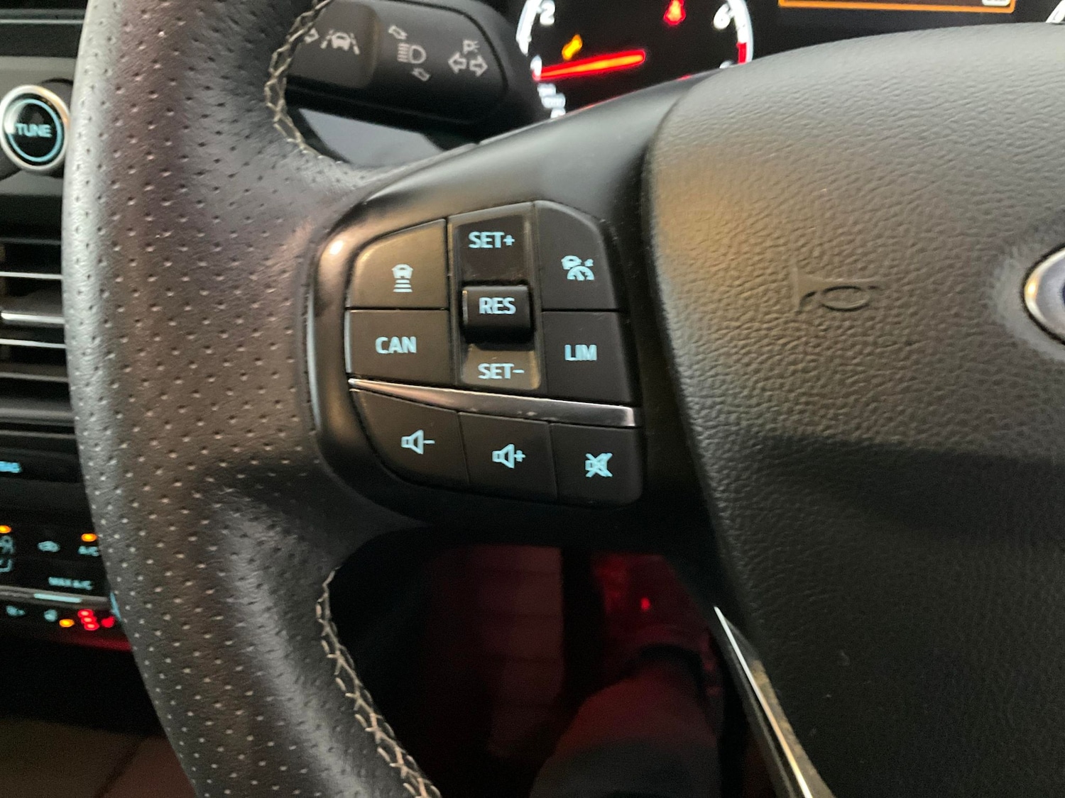 Used Ford Focus 2020 for sale - 77019334: Photo 24