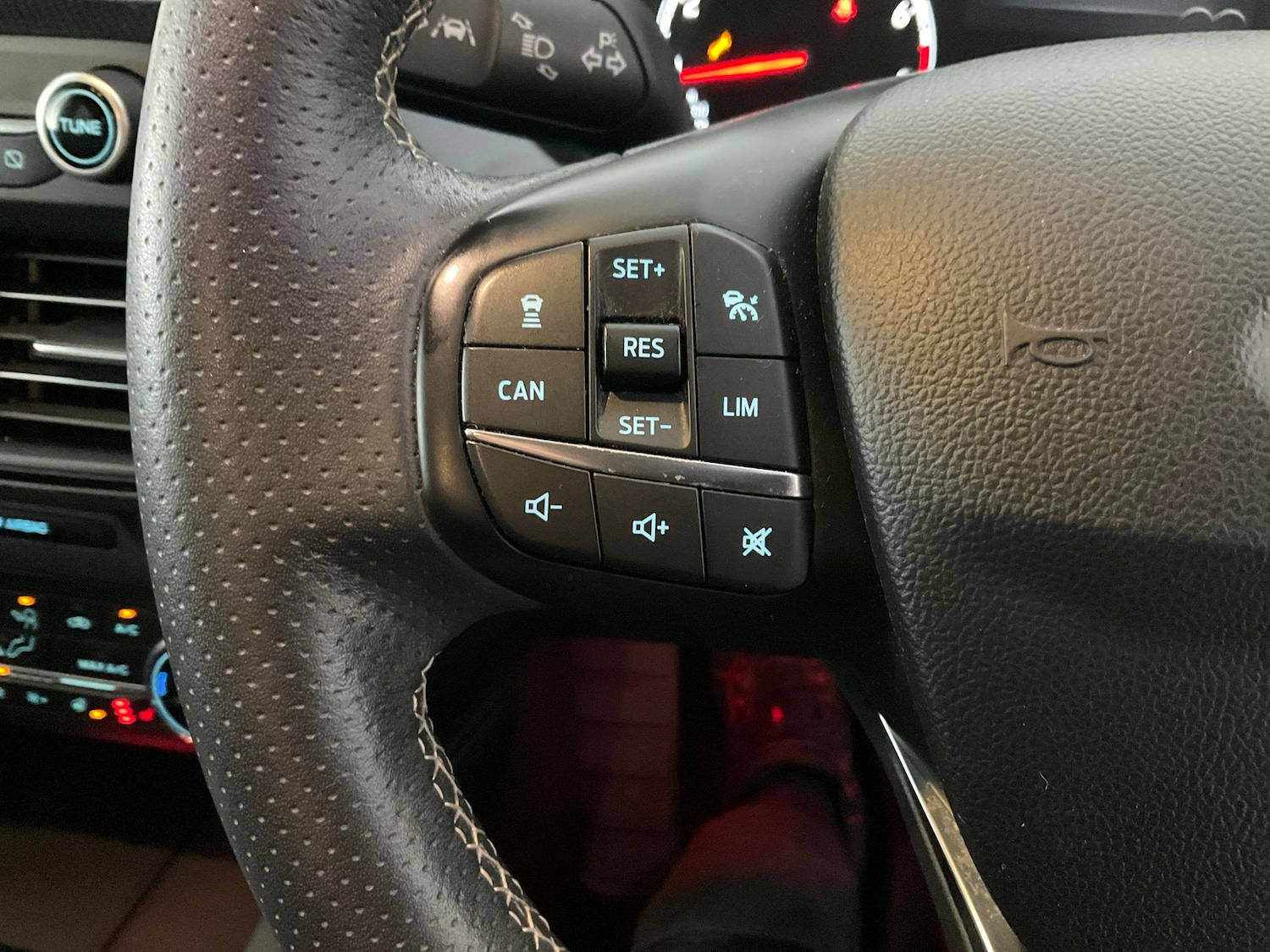 Used Ford Focus 2020 for sale - 77019334: Photo 25