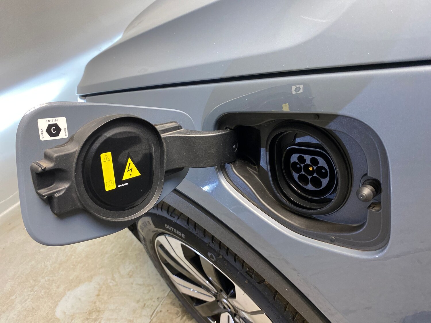 Used Volvo XC40 2023 for sale - 78015038: Photo 30