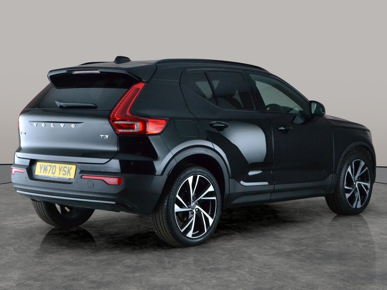 Used Volvo XC40 2021 for sale - 78139973: Photo 11