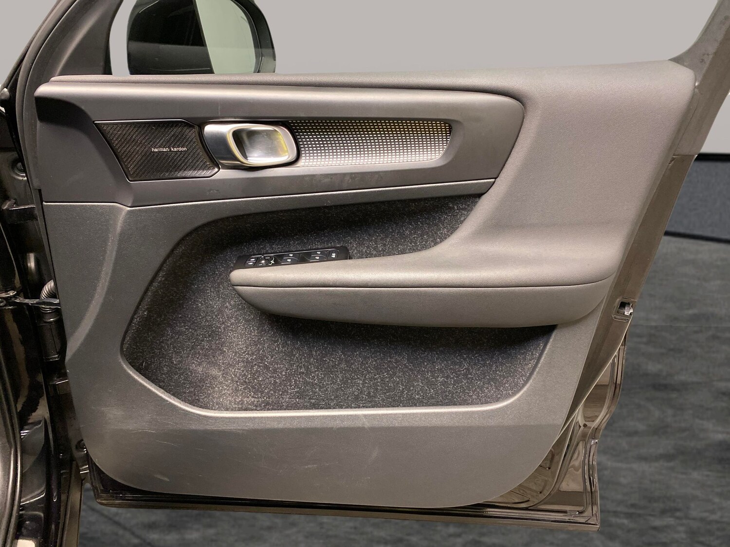 Used Volvo XC40 2021 for sale - 78139973: Photo 28