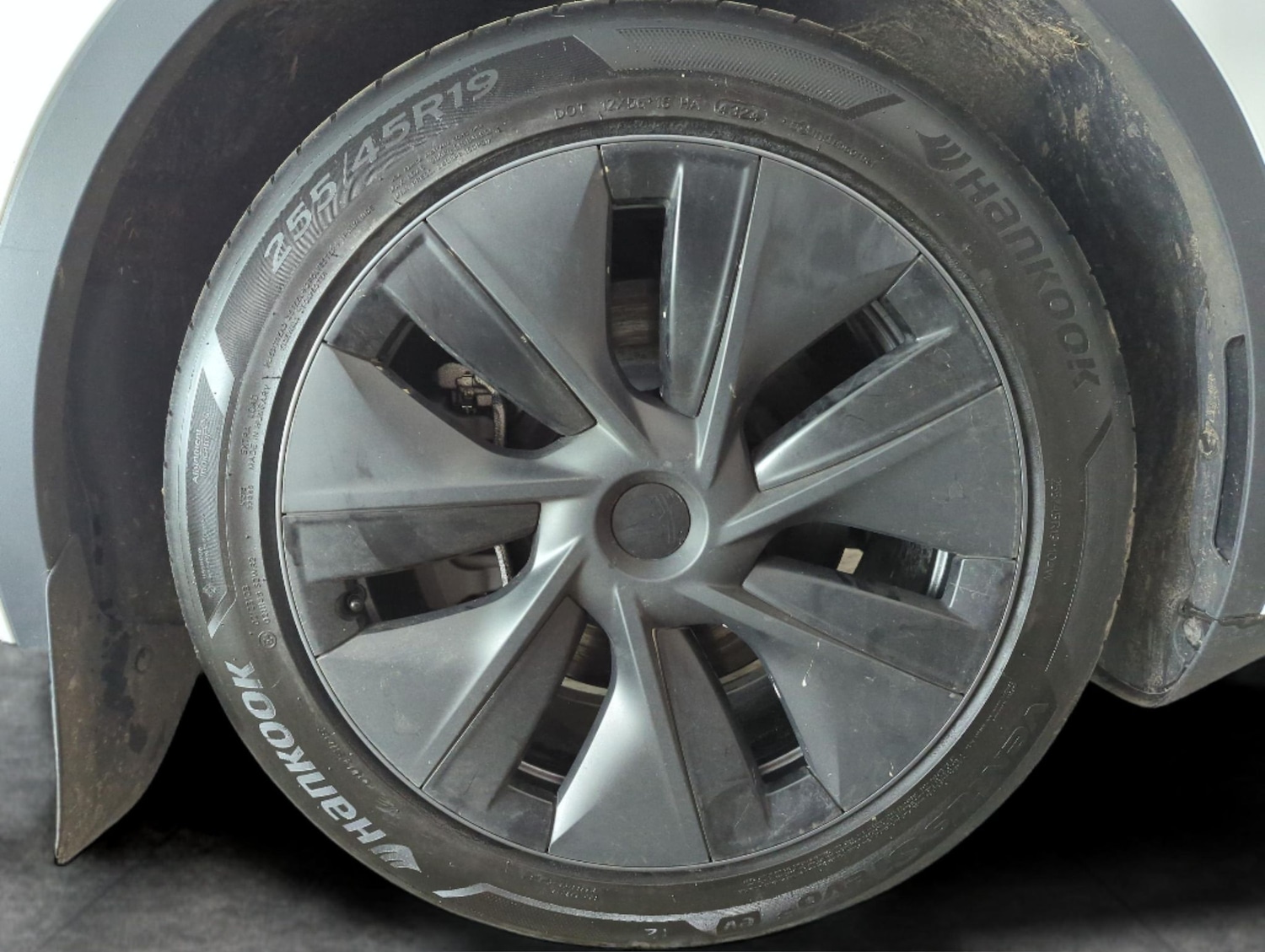 Used Tesla Model Y 2025 for sale - 78037059: Photo 28