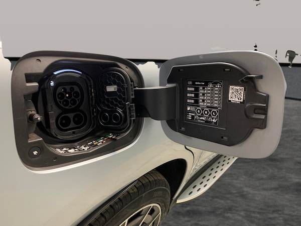 Used Mercedes-Benz EQC 2023 for sale - 76310333: Photo 45