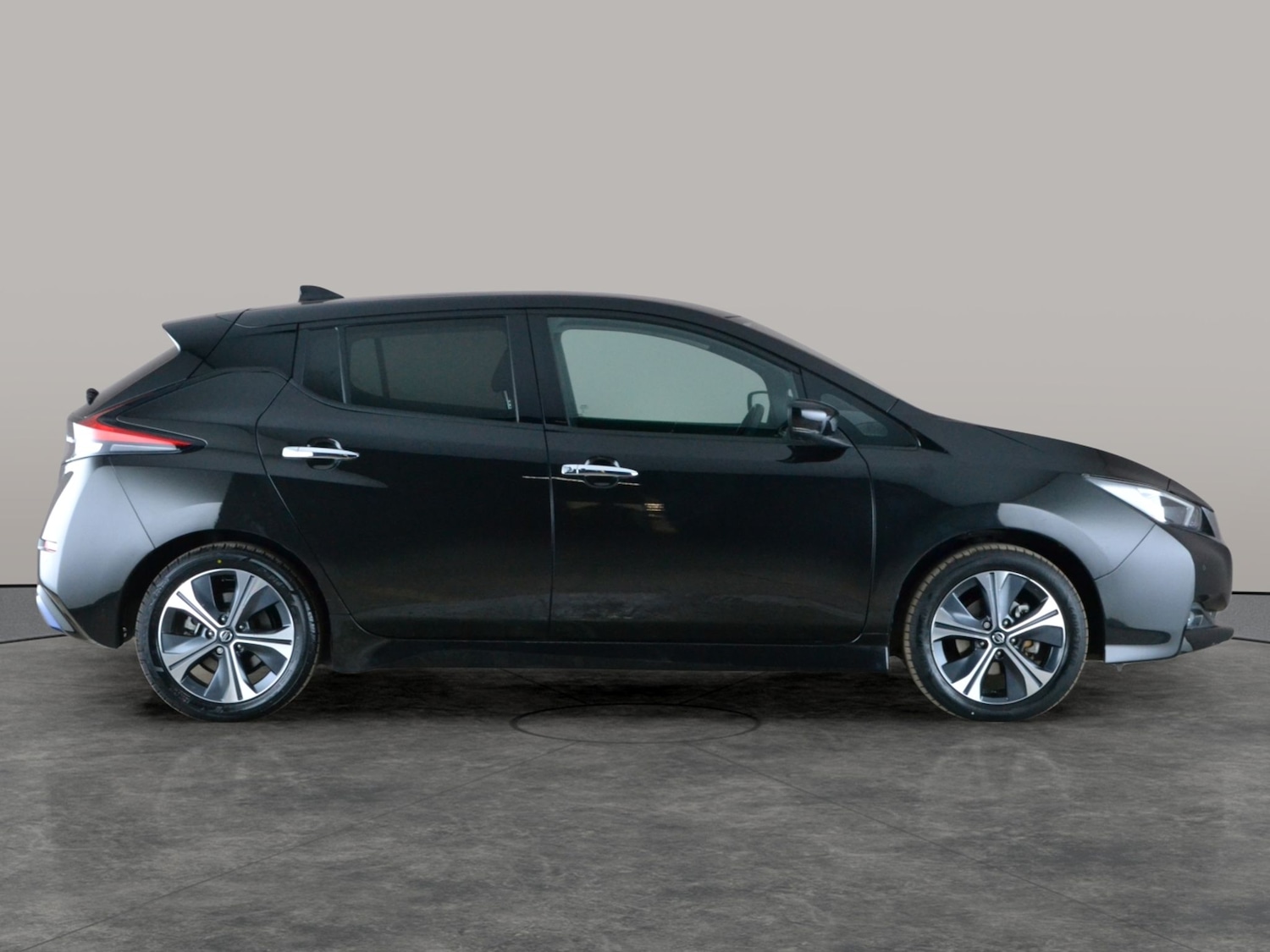 Used Nissan Leaf 2021 for sale - 78197793: Photo 9