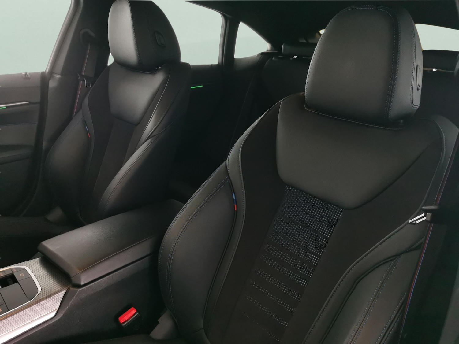 Used BMW i4 2023 for sale - 77324266: Photo 6