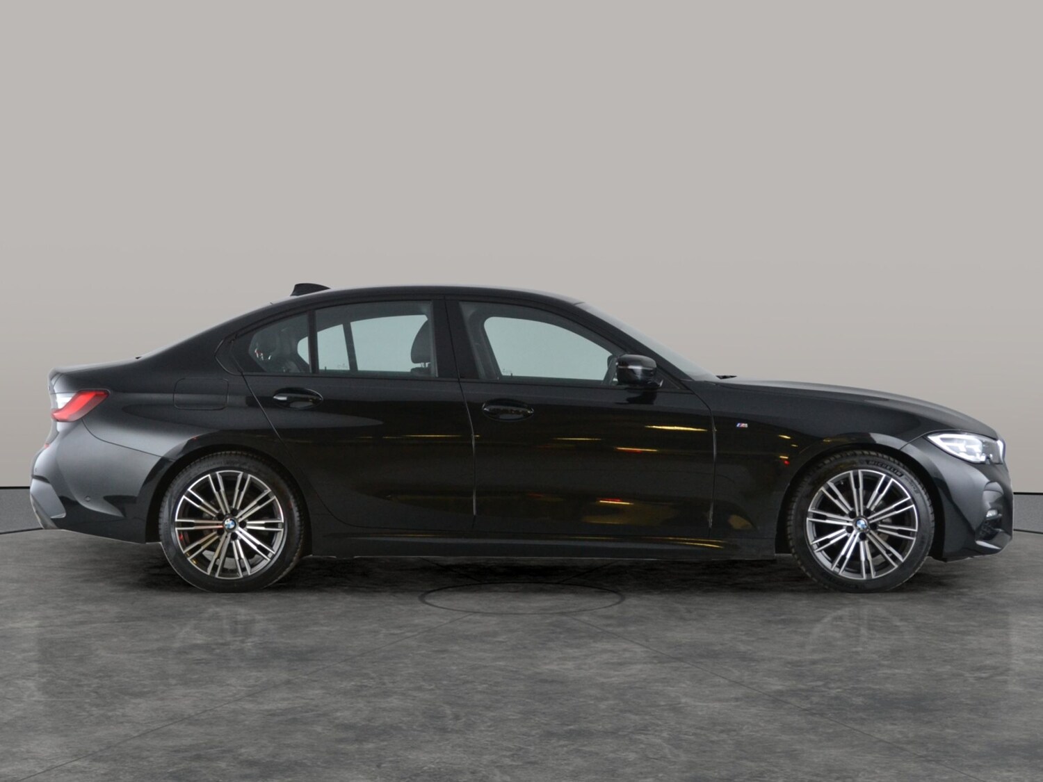 Used BMW 3 Series 2019 for sale - 77600841: Photo 12