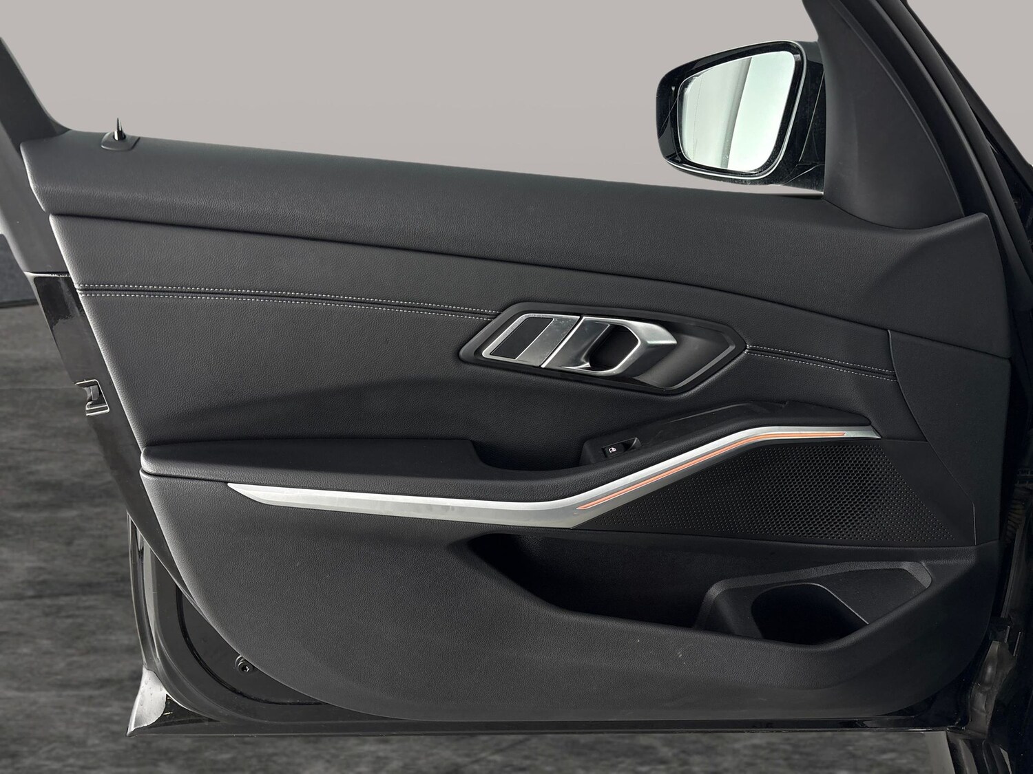 Used BMW 3 Series 2019 for sale - 77600841: Photo 32