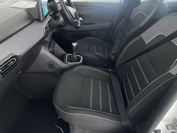 Used Dacia Sandero 2022 for sale - 75943975: Photo