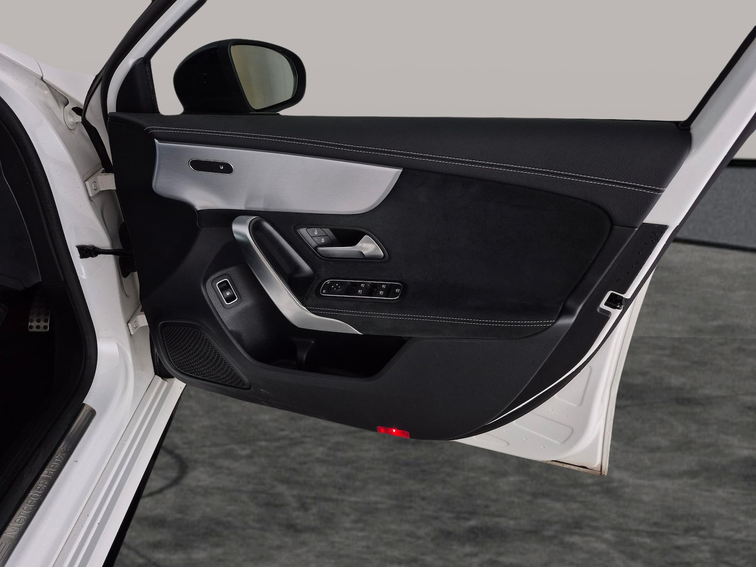 Used Mercedes-Benz A-Class 2022 for sale - 77819425: Photo 31