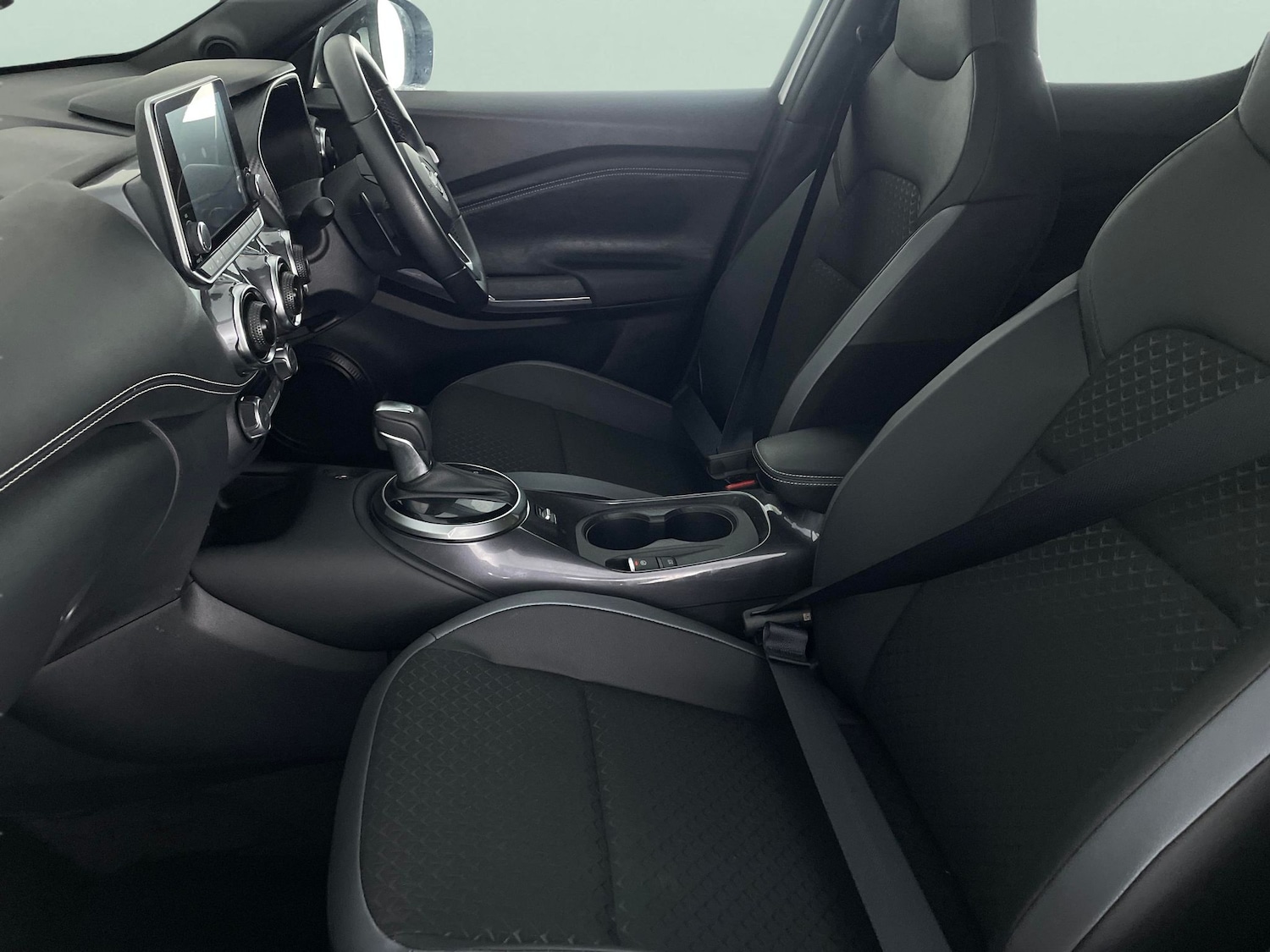 Used Nissan Juke 2023 for sale - 78012389: Photo 4