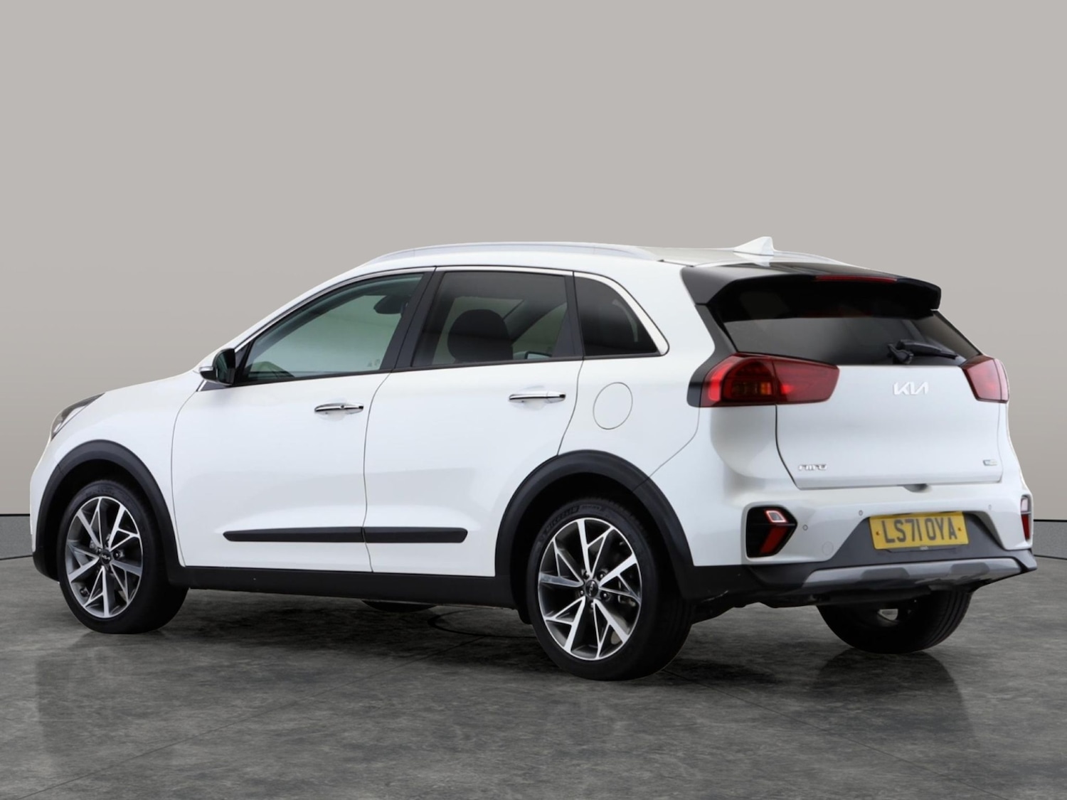 Used Kia Niro 2021 for sale - 76946522: Photo 8