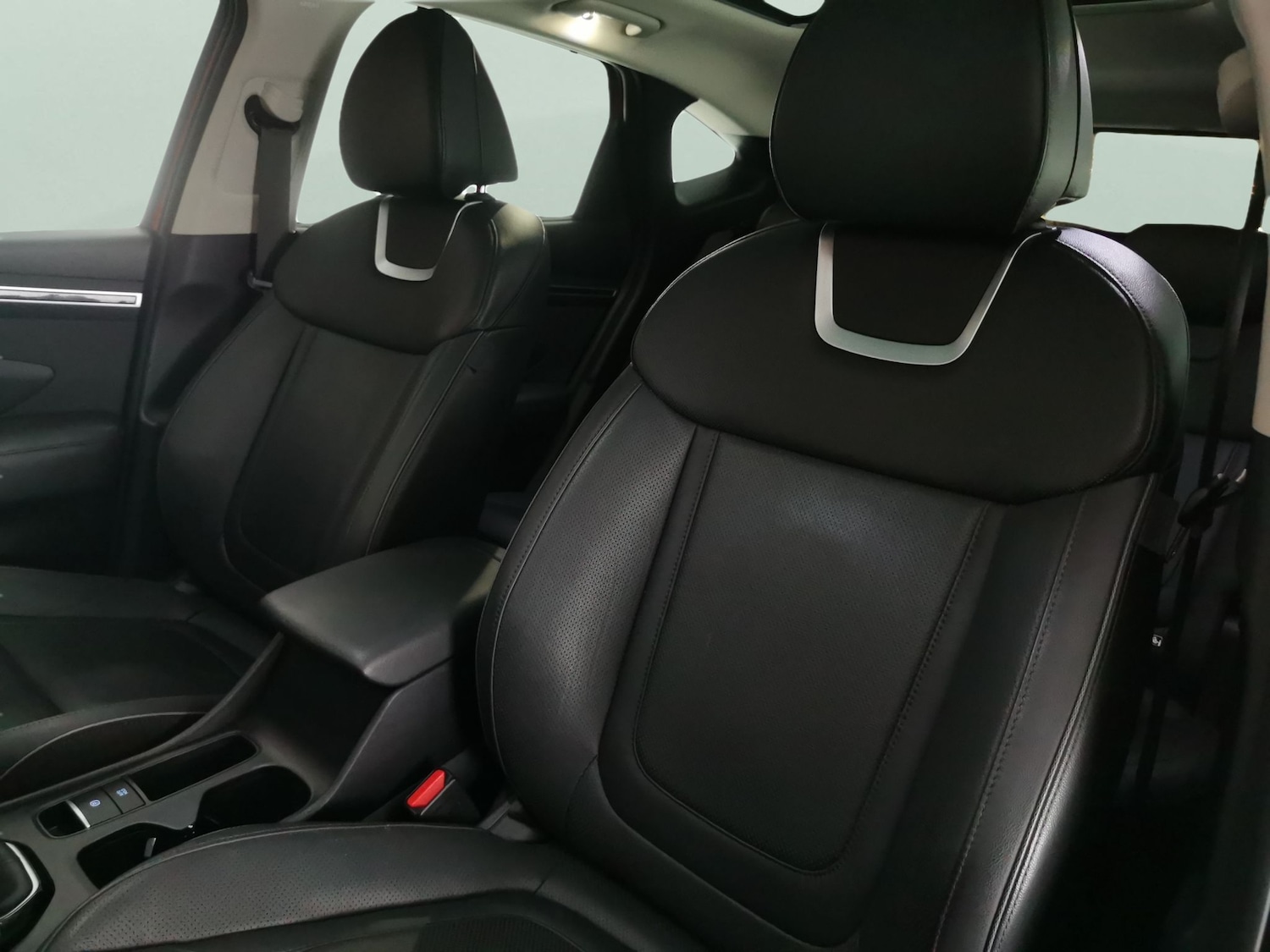 Used Hyundai TUCSON 2021 for sale - 76931908: Photo 9