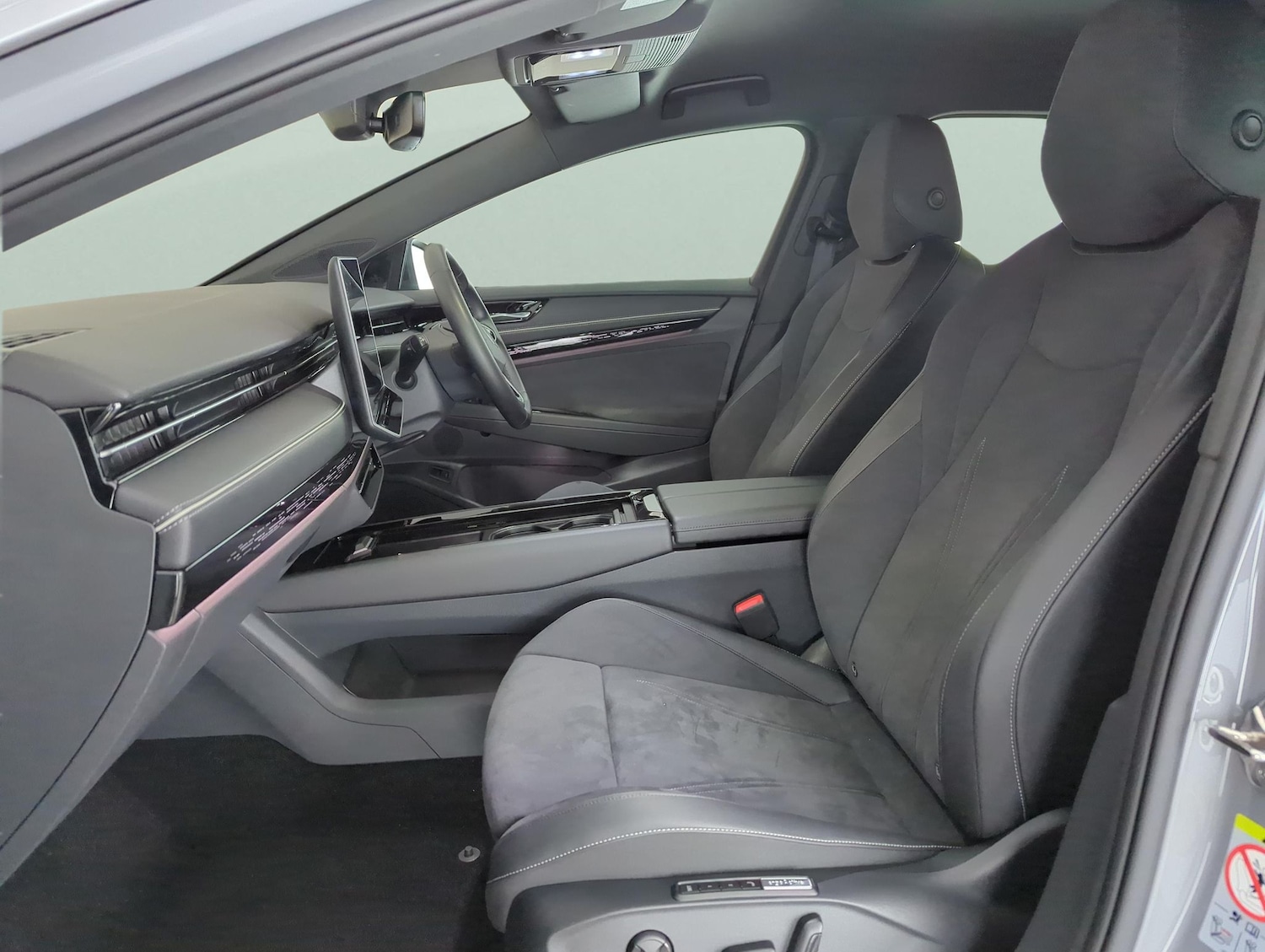 Used Volkswagen ID.7 2024 for sale - 77799929: Photo 4