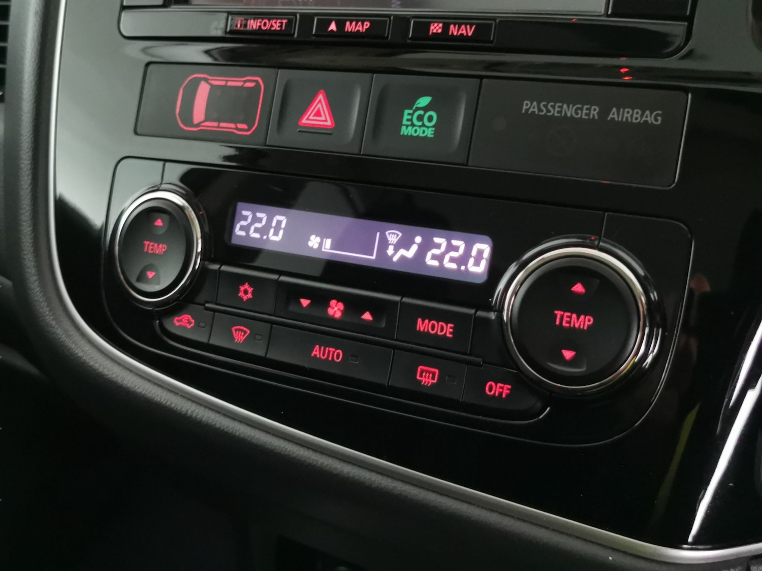 Used Mitsubishi Outlander 2018 for sale - 77890298: Photo 21