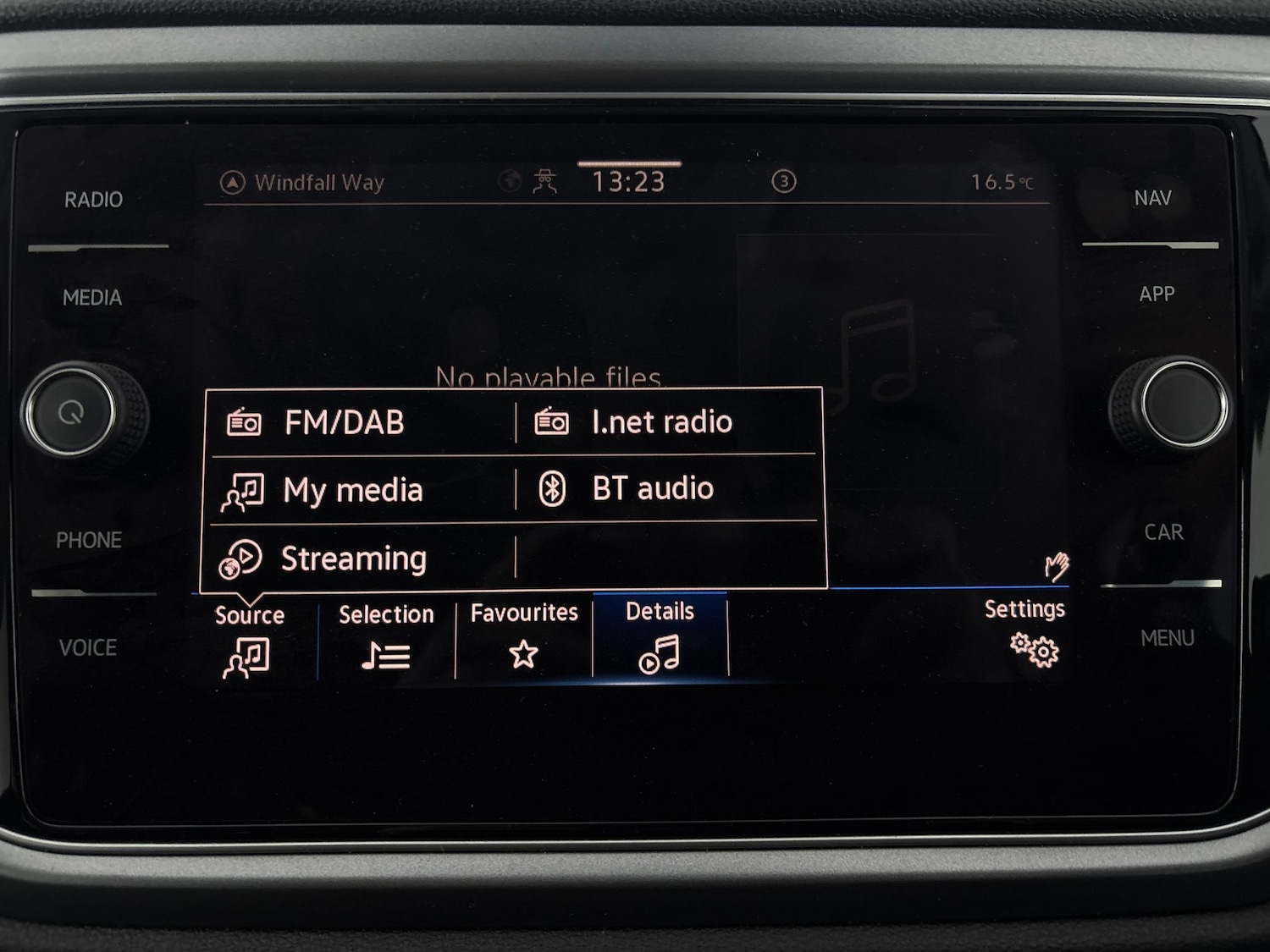 Used Volkswagen T-Roc 2021 for sale - 76919550: Photo 19