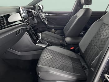Used Volkswagen T-Roc 2023 for sale - 79671761: Photo