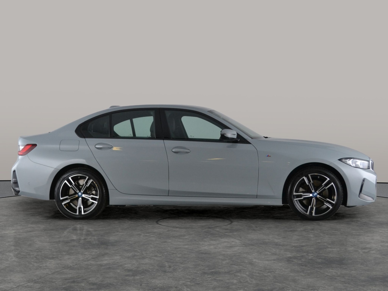 Used BMW 3 Series 2024 for sale - 76669353: Photo 12