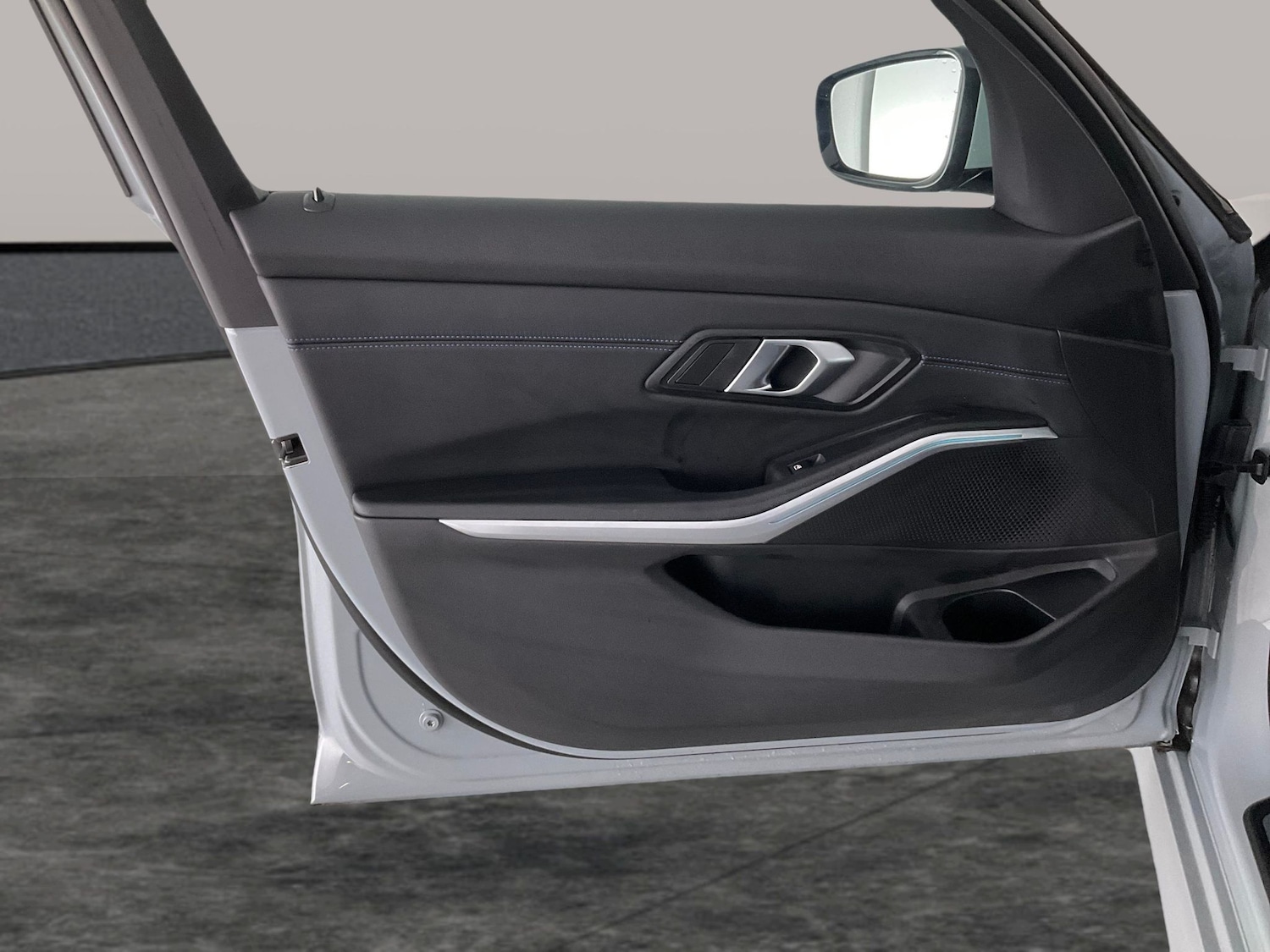 Used BMW 3 Series 2024 for sale - 76669353: Photo 27