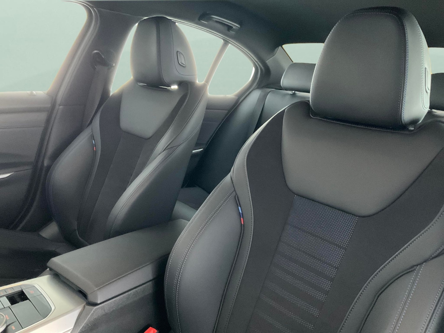 Used BMW 3 Series 2024 for sale - 76669353: Photo 6