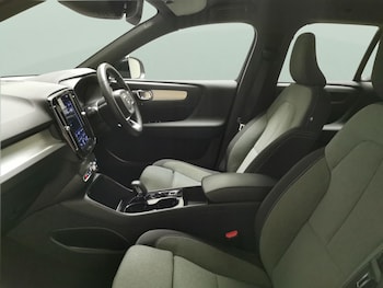 Used Volvo XC40 2023 for sale - 79394091: Photo