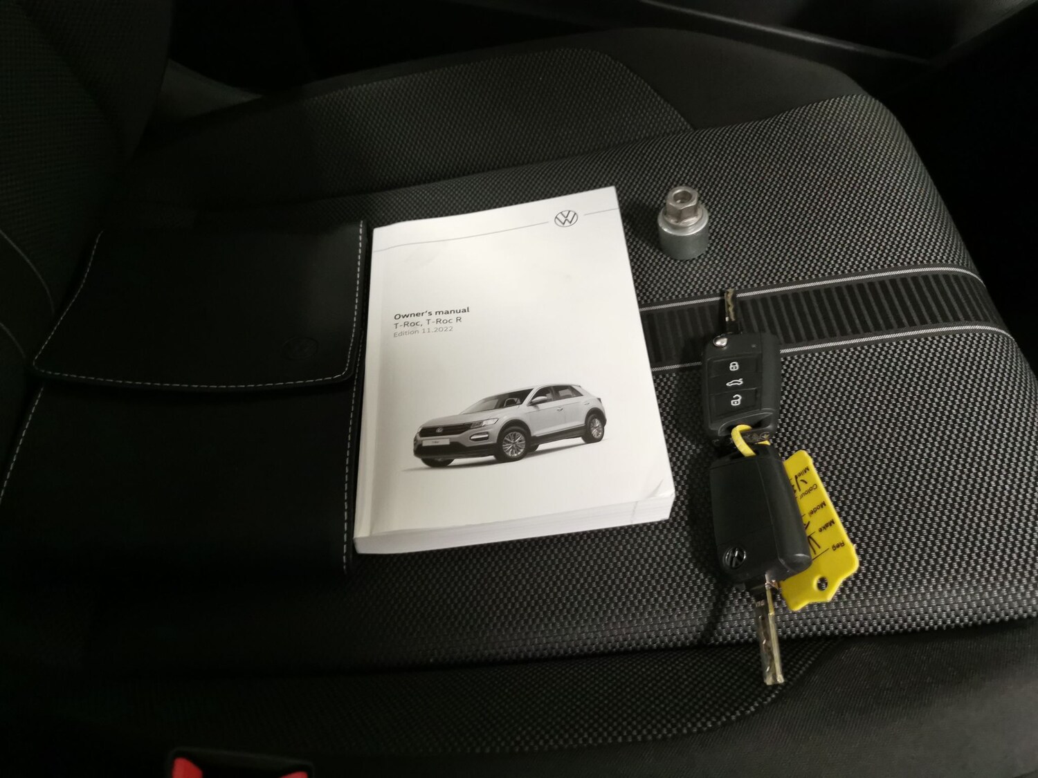 Used Volkswagen T-Roc 2023 for sale - 78142087: Photo 29