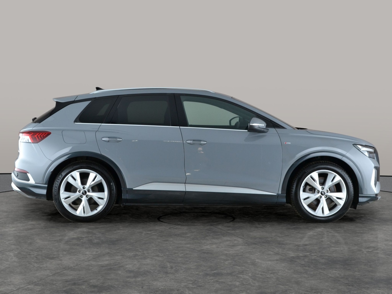 Used Audi Q4 e-tron 2023 for sale - 77316244: Photo 10