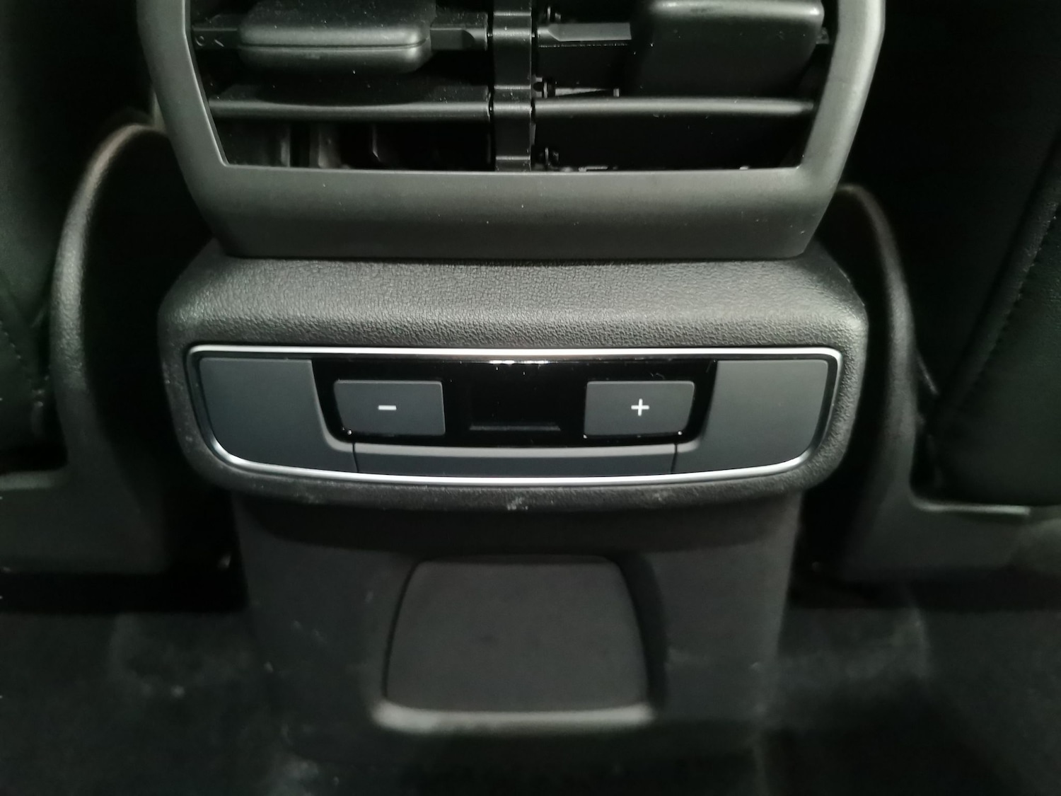 Used Audi Q4 e-tron 2023 for sale - 77316244: Photo 25