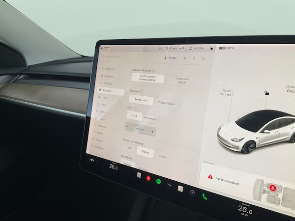 Used Tesla Model 3 2021 for sale - 76285996: Photo 29
