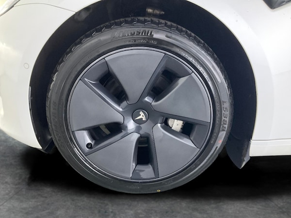 Used Tesla Model 3 2021 for sale - 76285996: Photo 34
