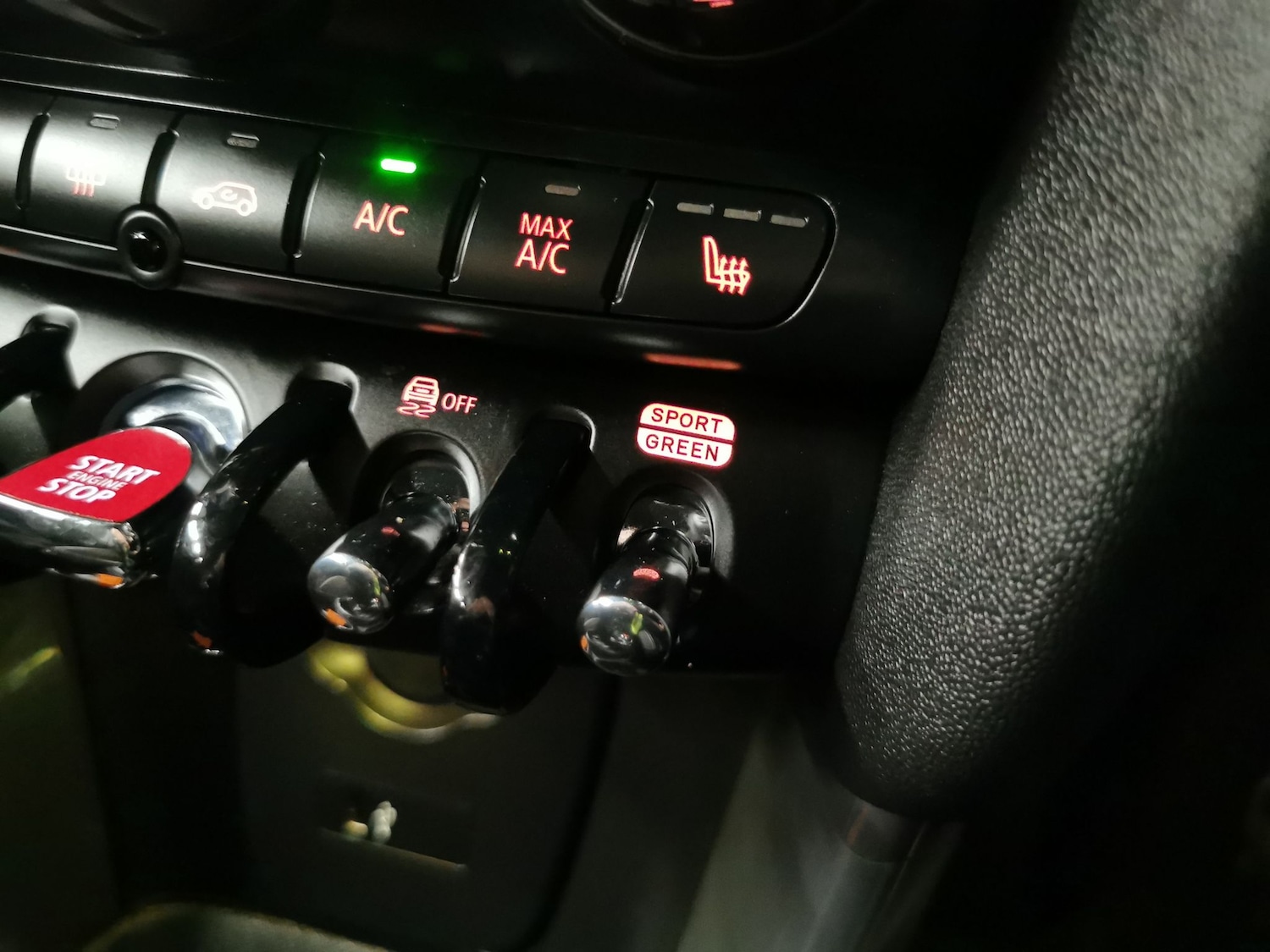 Used MINI Hatch 2020 for sale - 76467530: Photo 8