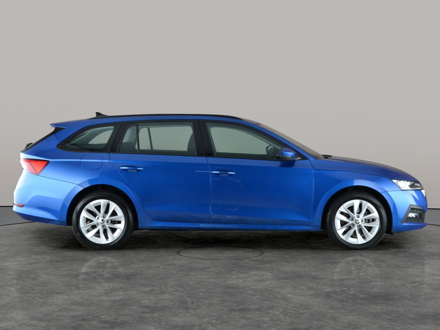Used Skoda Octavia 2023 for sale - 77244838: Photo 8