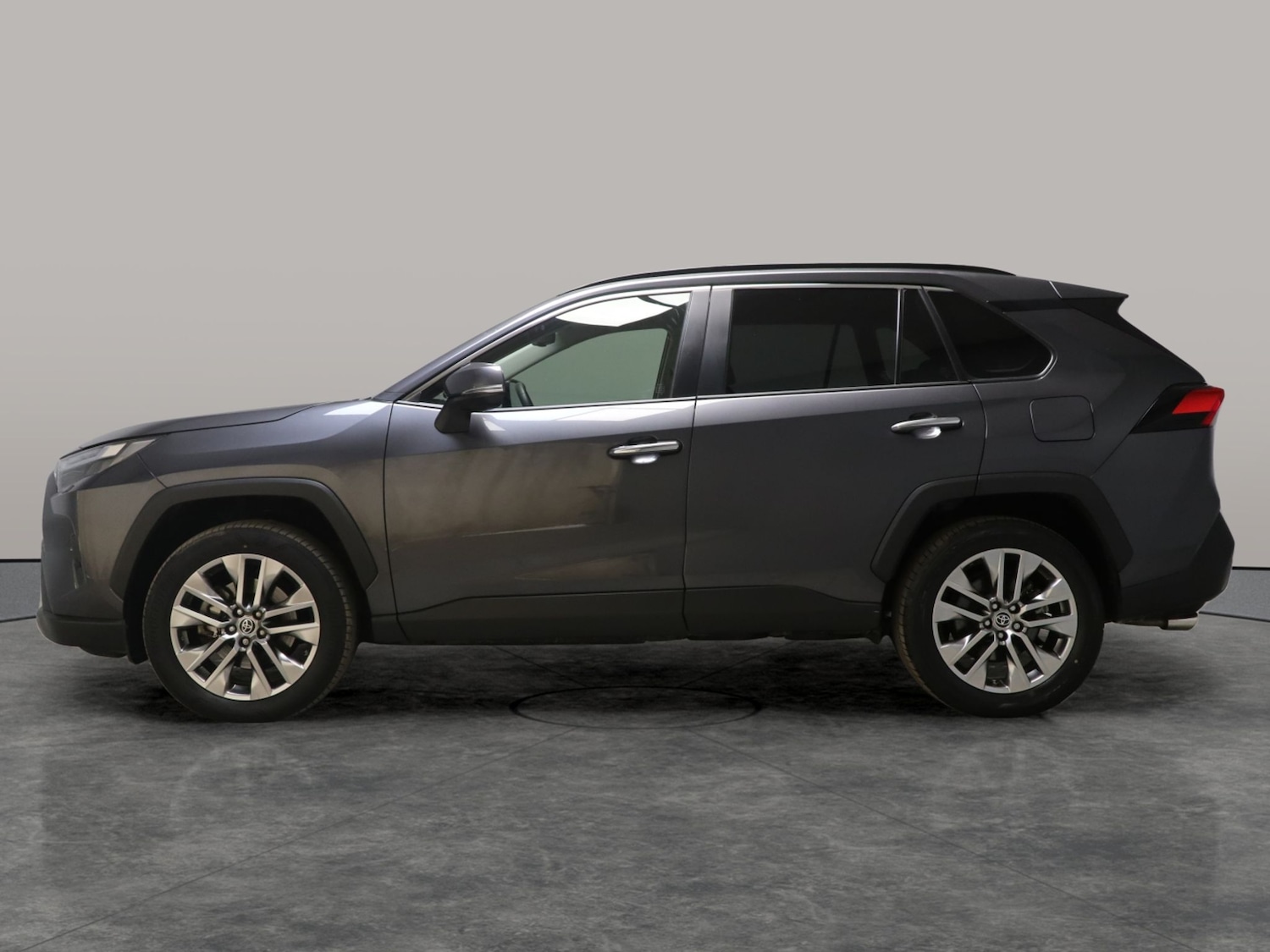 Used Toyota RAV4 2022 for sale - 77116570: Photo 12