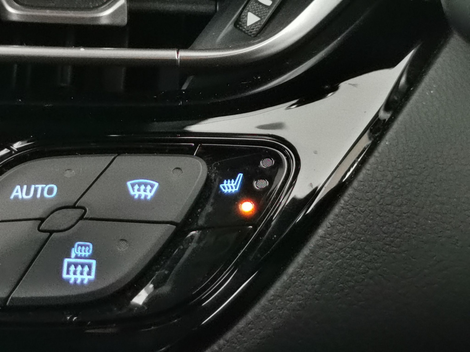 Used Toyota C-HR 2021 for sale - 77974363: Photo 18