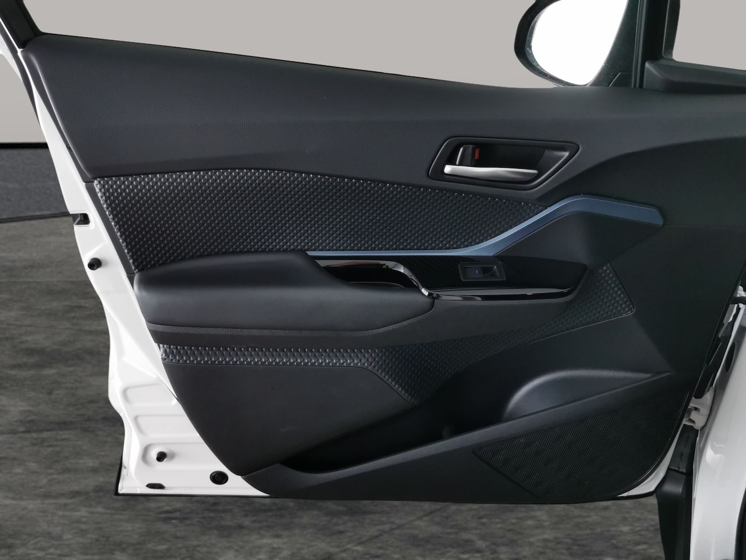 Used Toyota C-HR 2021 for sale - 77974363: Photo 25