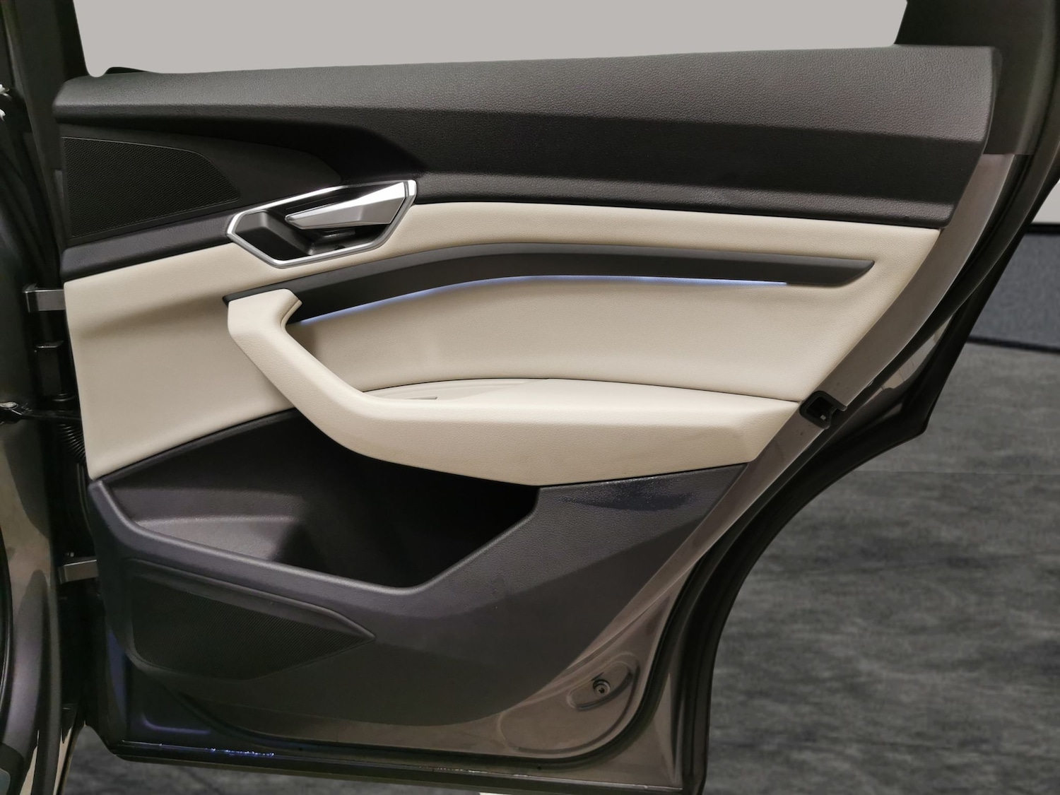 Used Audi e-tron 2020 for sale - 77802926: Photo 29