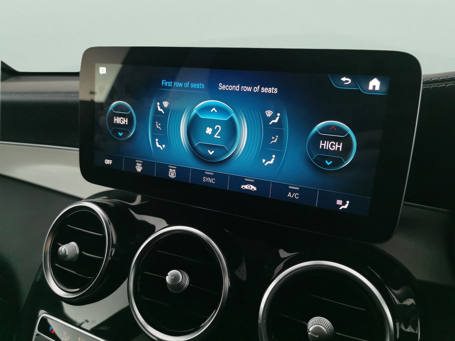 Used Mercedes-Benz GLC 2022 for sale - 77003120: Photo 19