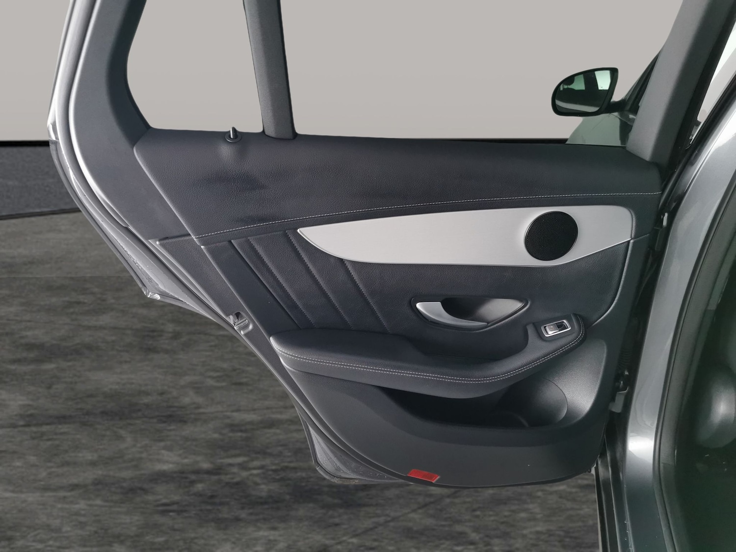 Used Mercedes-Benz GLC 2022 for sale - 77003120: Photo 28