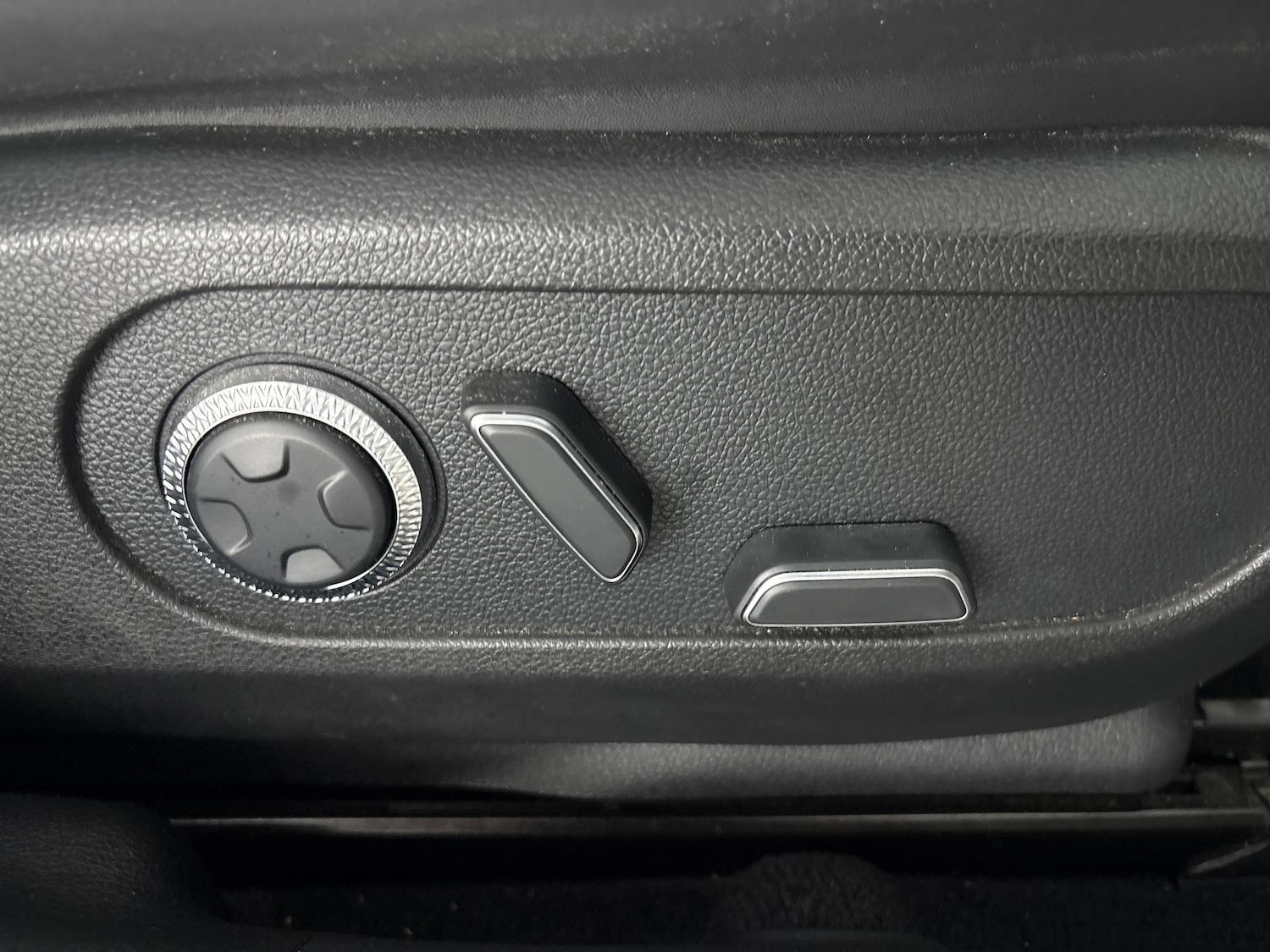 Used Genesis GV60 2022 for sale - 78149349: Photo 19