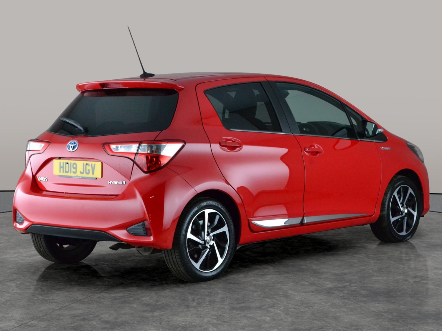 Used Toyota Yaris 2019 for sale - 78067859: Photo 11