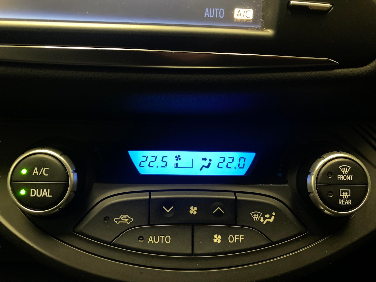 Used Toyota Yaris 2019 for sale - 78067859: Photo 16