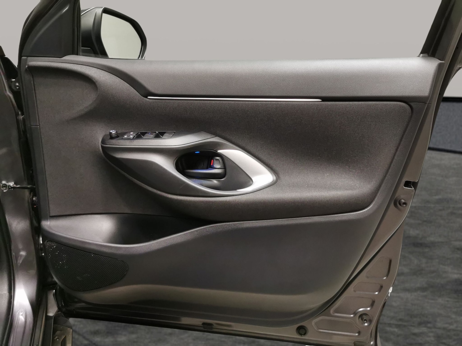 Used Toyota Yaris Cross 2022 for sale - 77702952: Photo 27