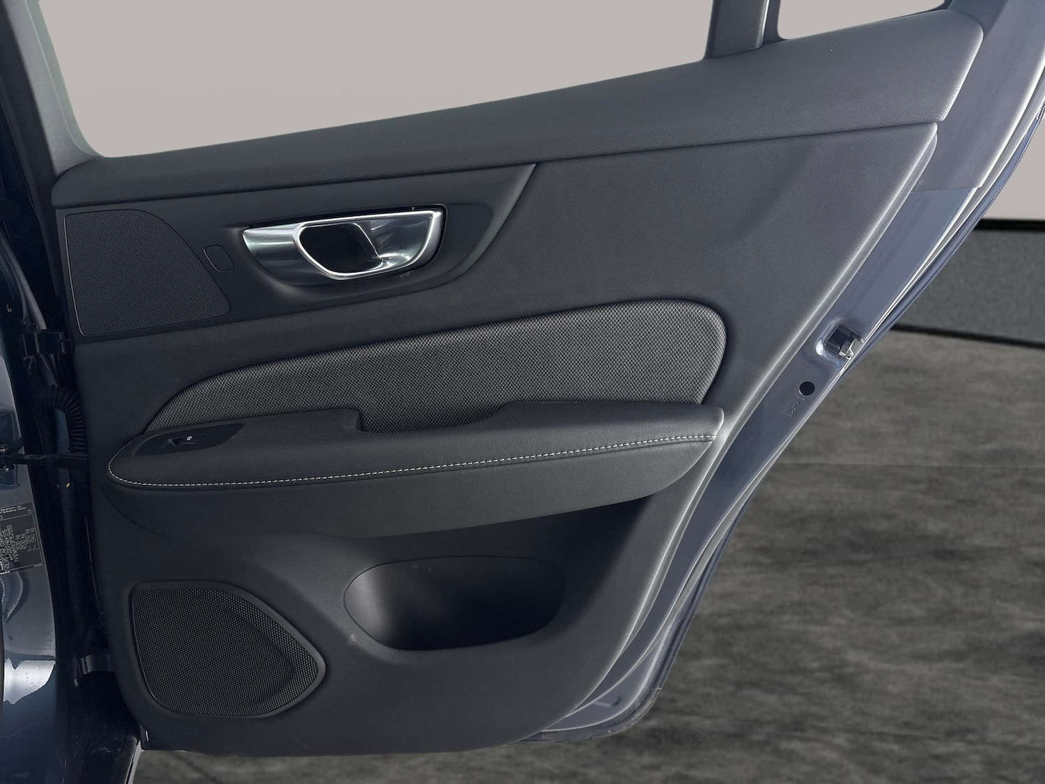 Used Volvo V60 2022 for sale - 77094412: Photo 38