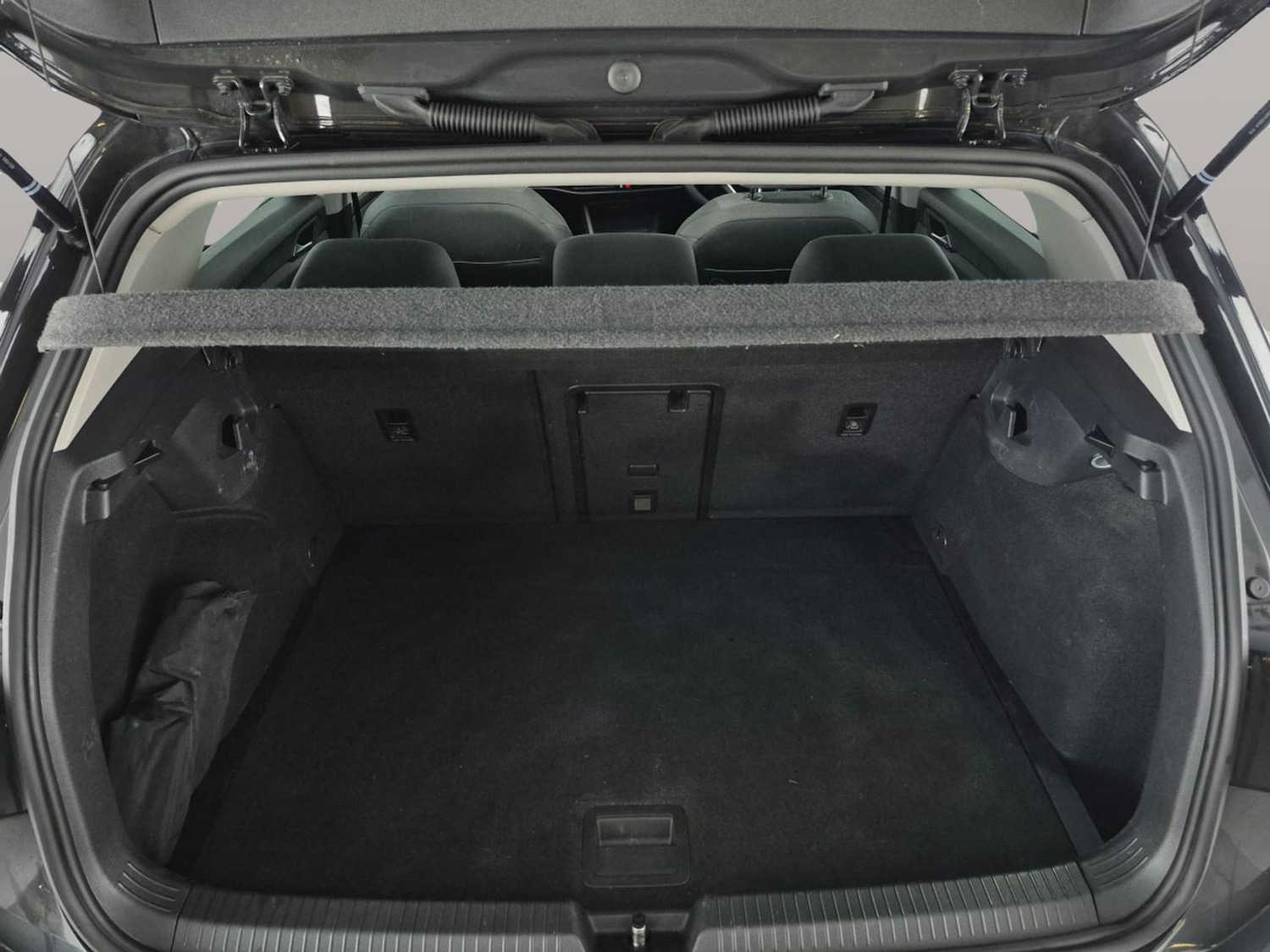 Used Volkswagen Golf 2023 for sale - 77635690: Photo 27