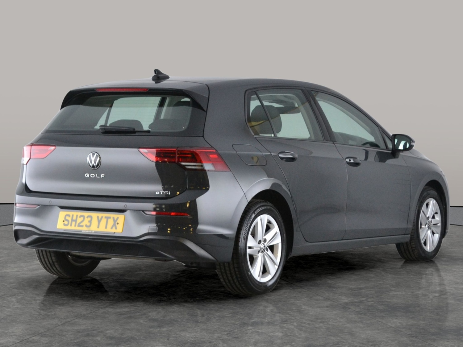 Used Volkswagen Golf 2023 for sale - 77635690: Photo 8