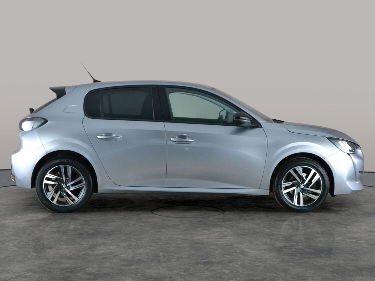 Used Peugeot 208 2023 for sale - 78037105: Photo 9
