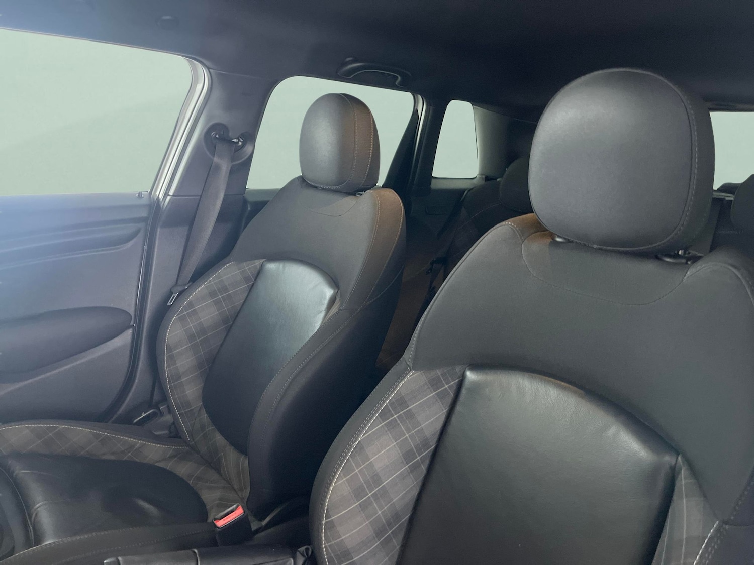 Used MINI Hatch 2019 for sale - 76669377: Photo 13