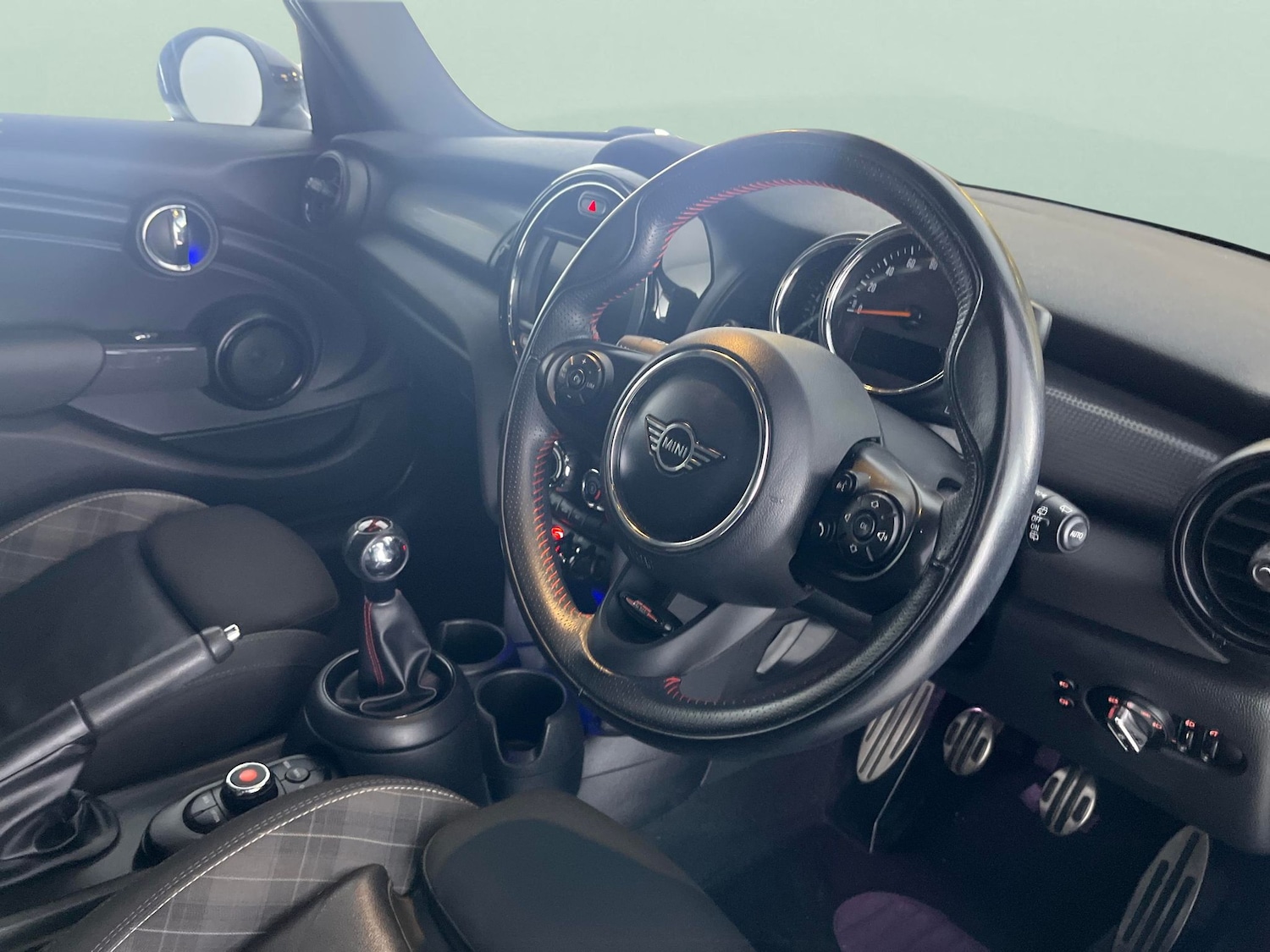 Used MINI Hatch 2019 for sale - 76669377: Photo 14