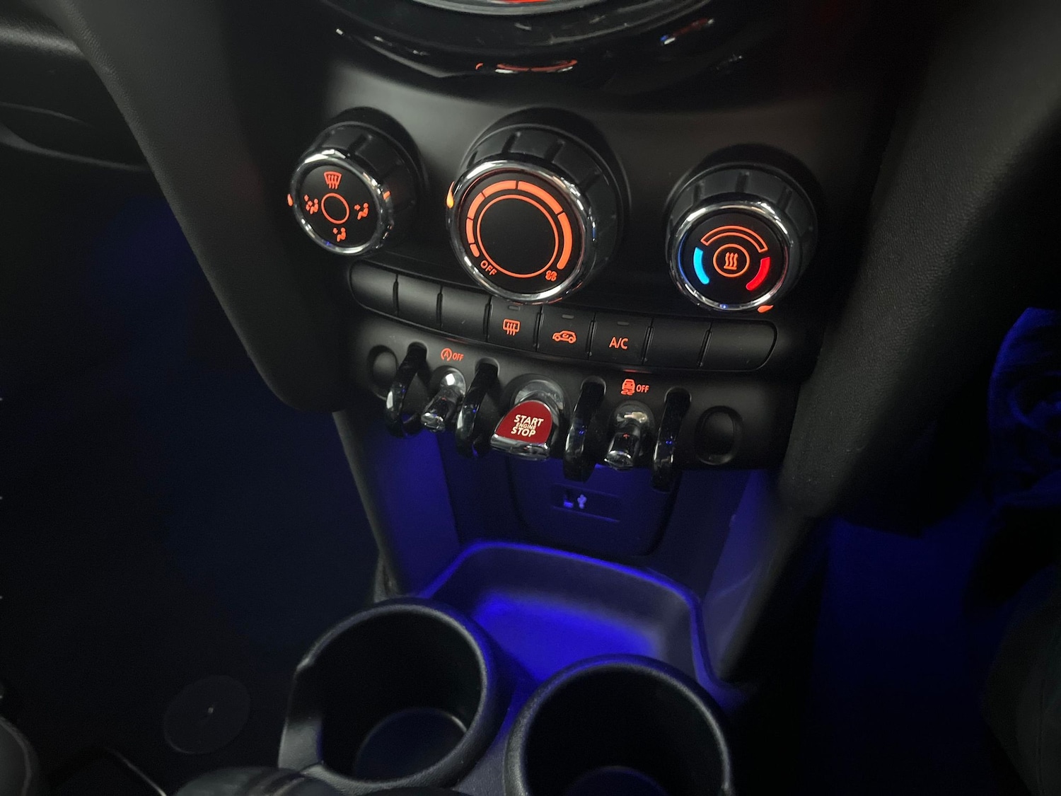 Used MINI Hatch 2019 for sale - 76669377: Photo 16