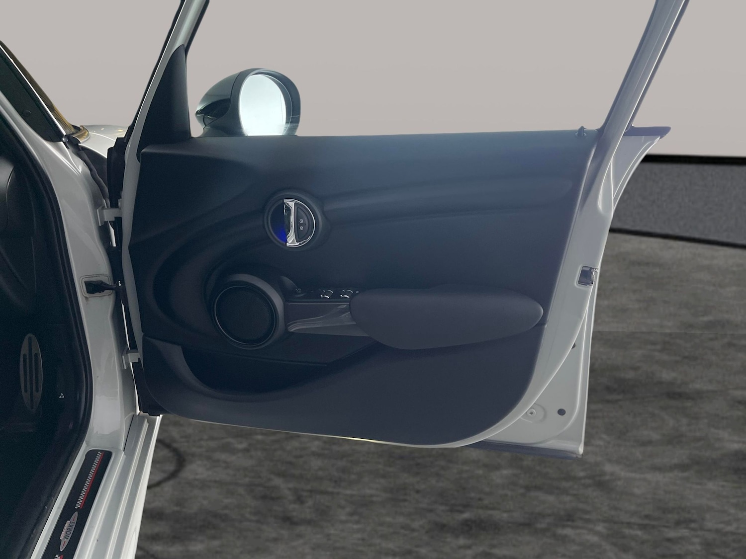 Used MINI Hatch 2019 for sale - 76669377: Photo 24